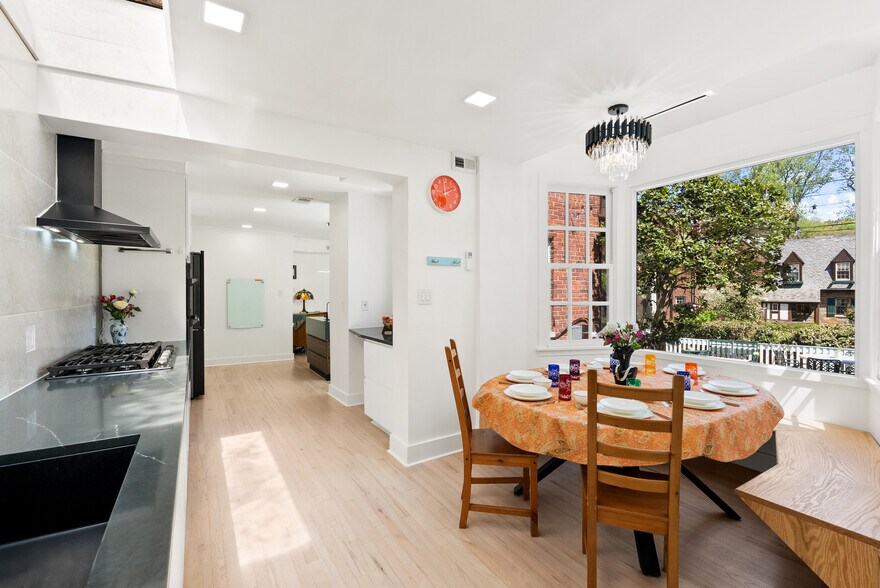 Kitchen - 4400 Q St NW
