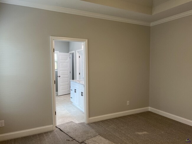 Building Photo - 306 Falls Drive