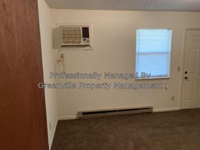 Building Photo - 714 Patton Cir