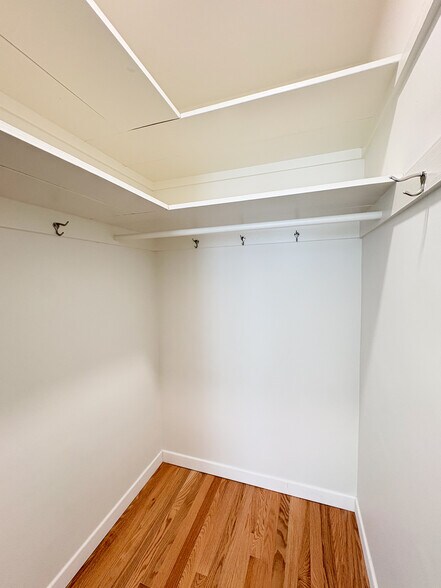 Primary bedroom walk-in closet - 1041 Wilcox Ave