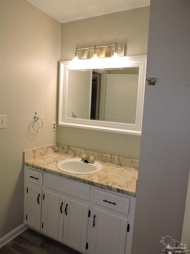 Building Photo - 1498 John Carroll Dr