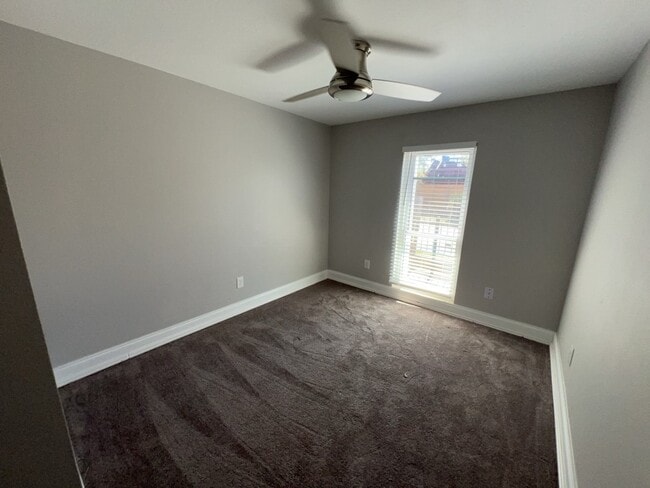 Building Photo - 401 Walton St