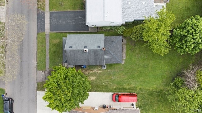 Building Photo - 423 Wendell Terrace
