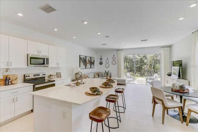 Building Photo - 8449 Lunar Skye St