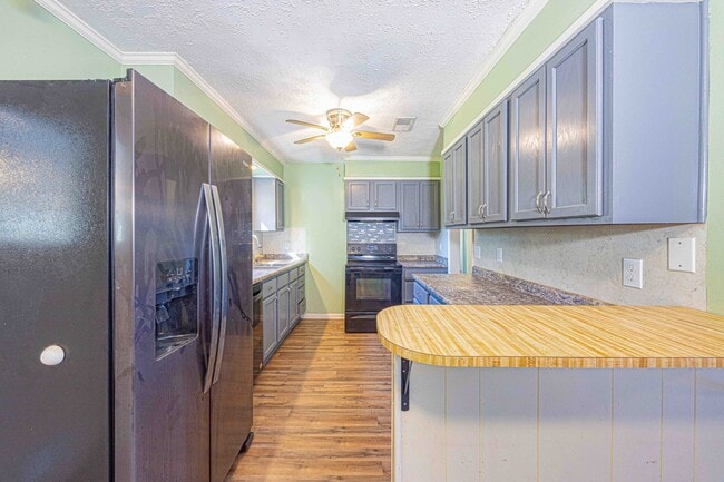 Building Photo - 4115 Alabama St