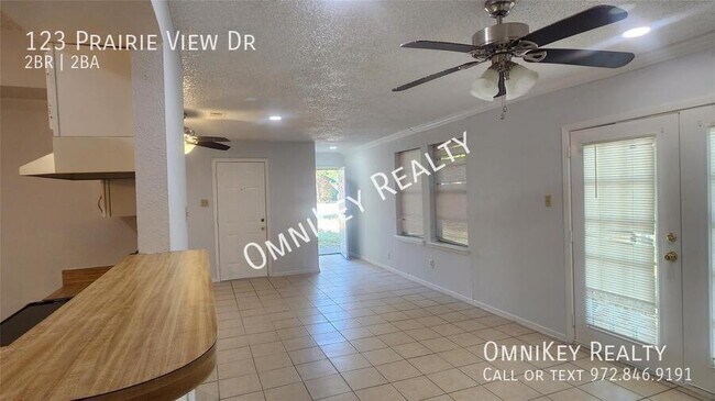 Building Photo - 123 Prairie View Dr