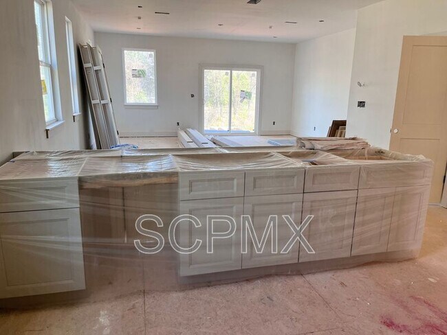 Building Photo - 2710 Coronet Way