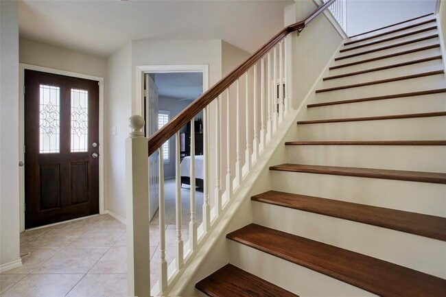 Building Photo - 3002 Terrace Hills Ln