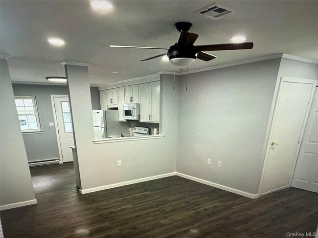 Building Photo - 333 Woodbridge Dr