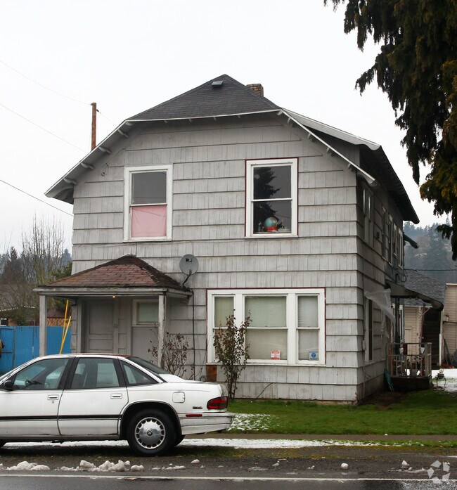 Building Photo - 11105 Valley Ave E