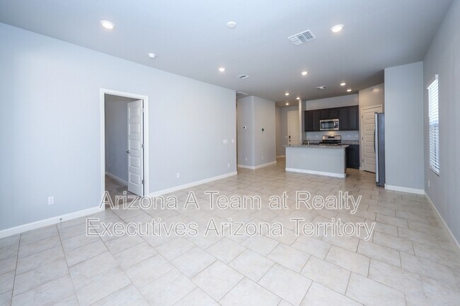 Building Photo - 9404 W Gambel Oak Ln