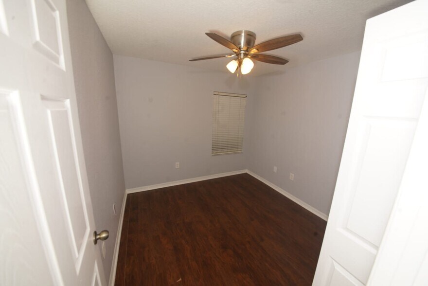 Building Photo - 5095 Rambler Rose Way