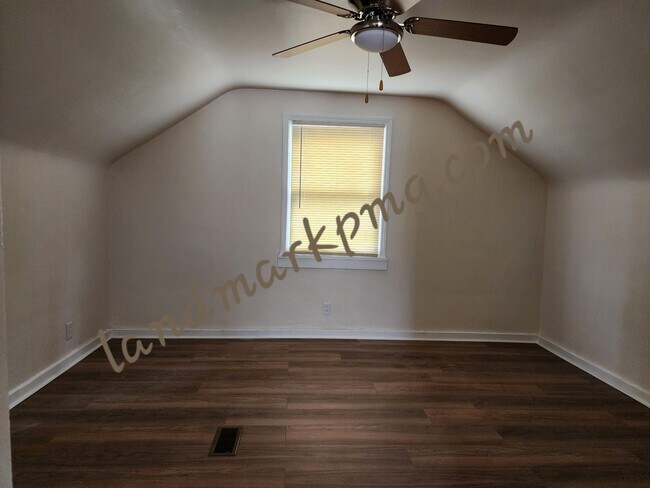 Building Photo - 7667 Bramell