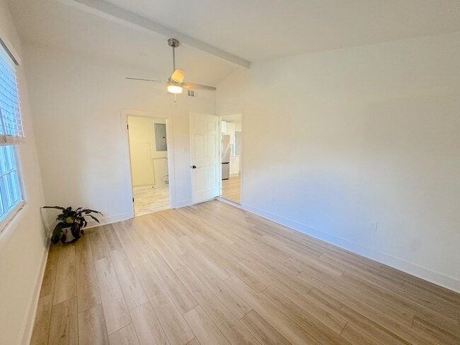 Building Photo - 322 Tanglewood Rd