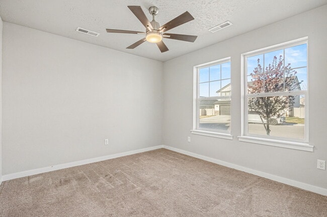 Building Photo - 19361 Kiowa Crk Wy