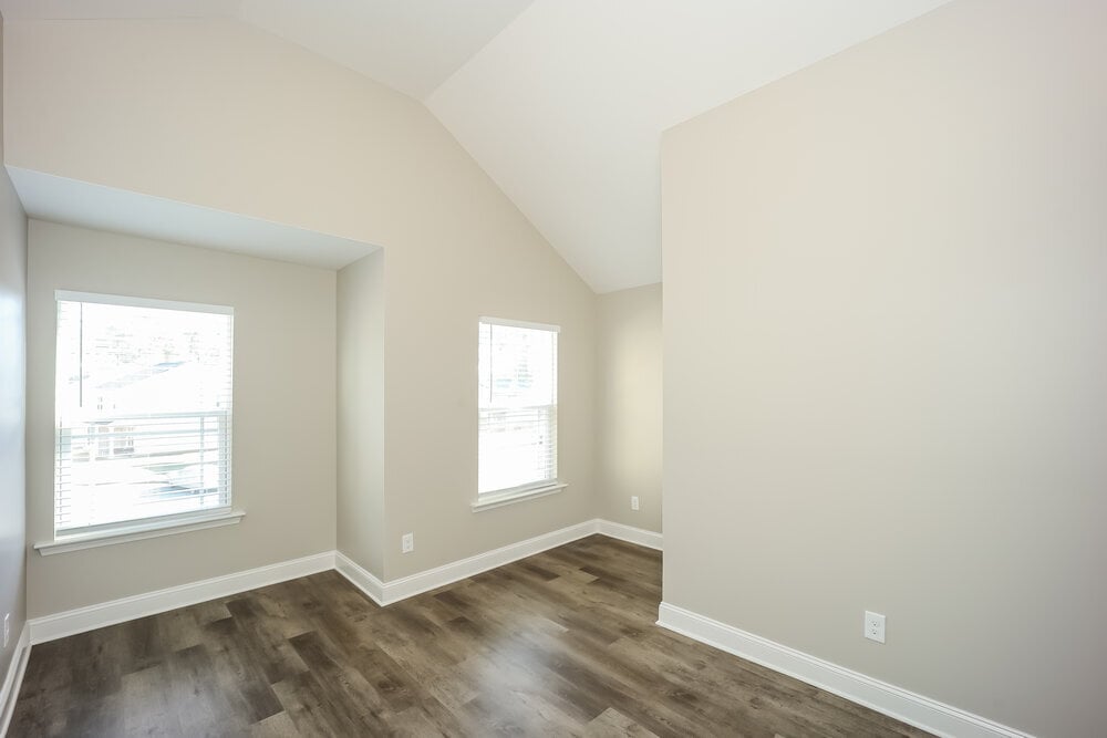 Building Photo - 5179 Howell Ct