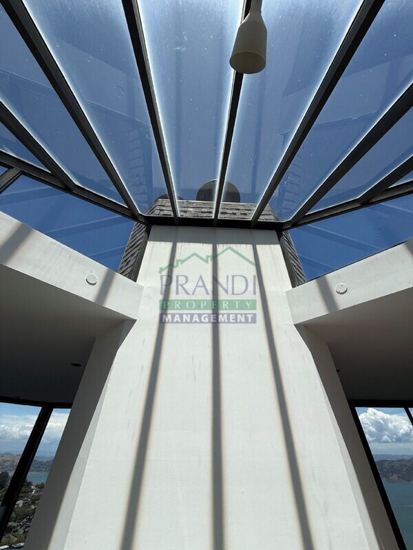 Building Photo - 509 Cloudview Trail