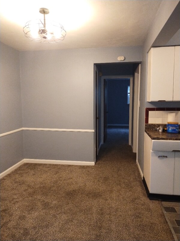 Building Photo - 3131 Mozart Ave