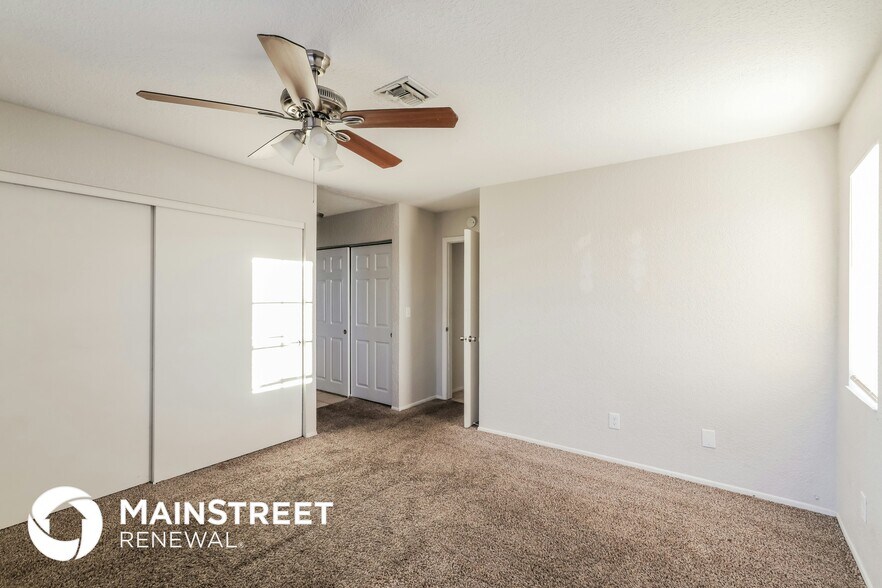 Building Photo - 3069 W Camino Fresco