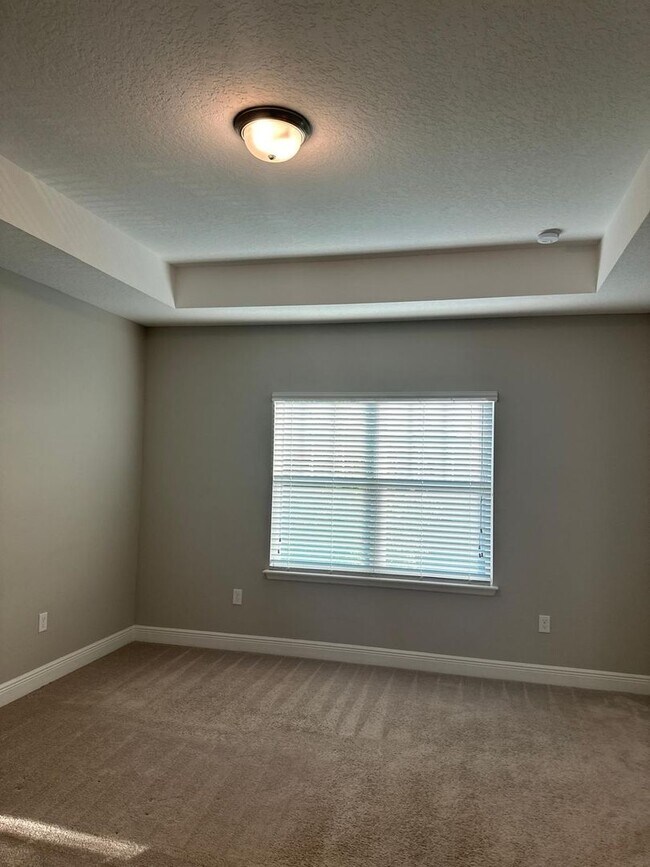 Building Photo - House for rent