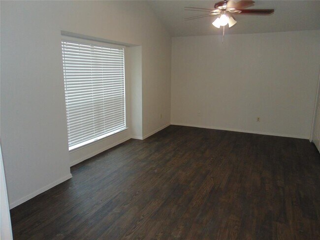 Building Photo - 1617 Gracy Farms Ln