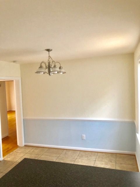 Building Photo - PRICE DROPBeautiful 3 Bedroom 1.5 Bath Home n