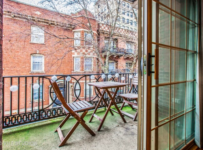 Building Photo - 5323 S Harper Ave