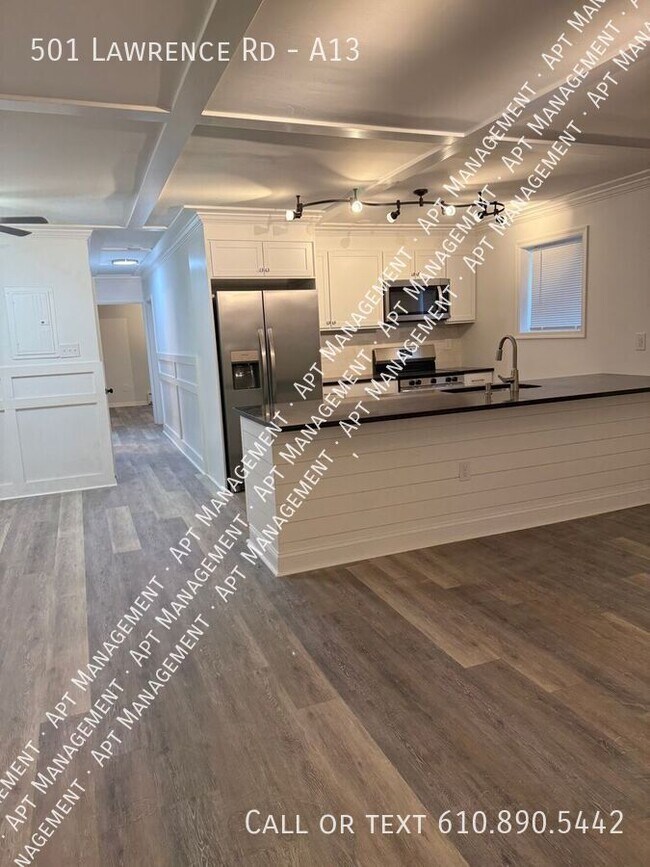 Building Photo - 501 Lawrence Rd