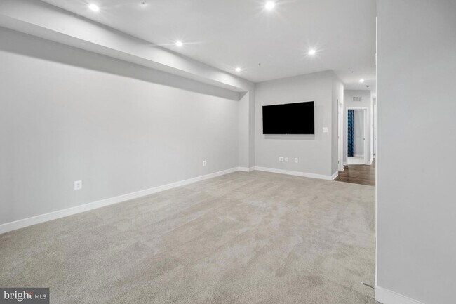 Building Photo - 174 Bethlehem Pl