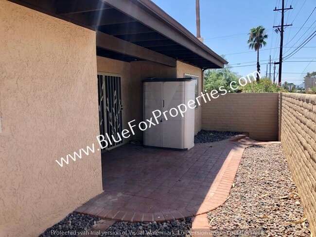 Building Photo - 1188 N Sonoita Ave