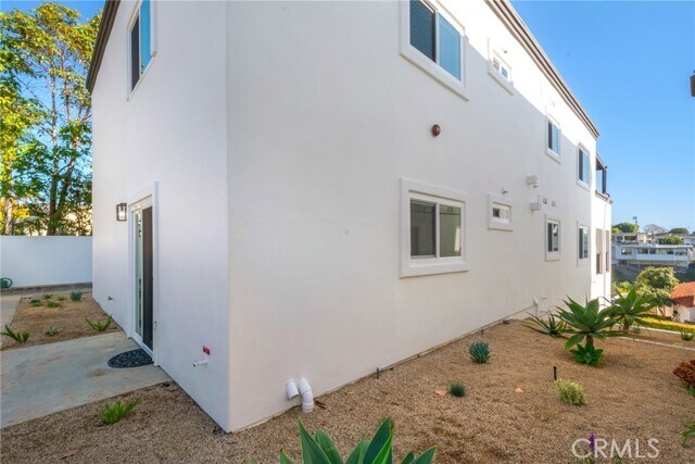 Building Photo - 312 Cazador Ln