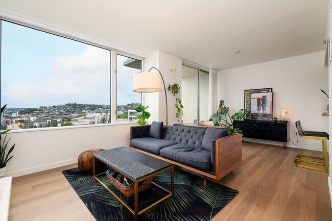 Building Photo - Seattle Heights Condominiums ~ Belltown