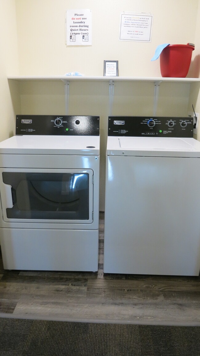 Building Photo - Hope Street