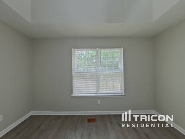 Building Photo - 5 Cambridge Oaks Ct
