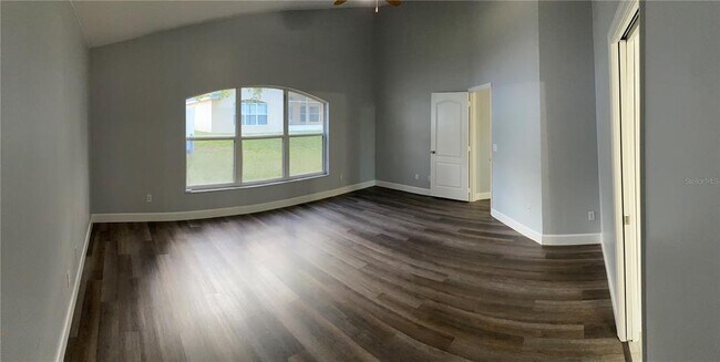 Building Photo - 15727 Bay Vista Dr