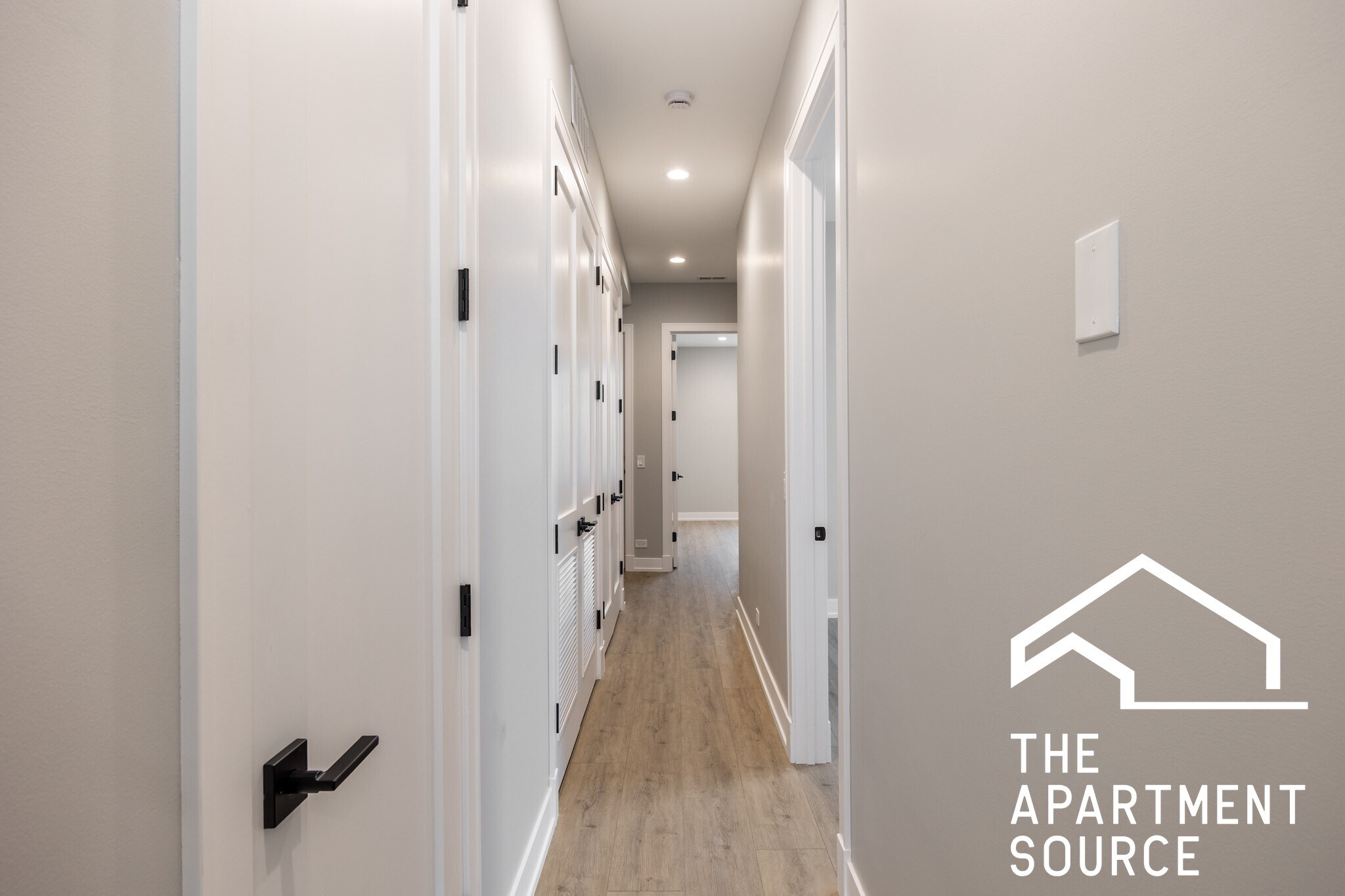 Building Photo - 3738 S Calumet Ave