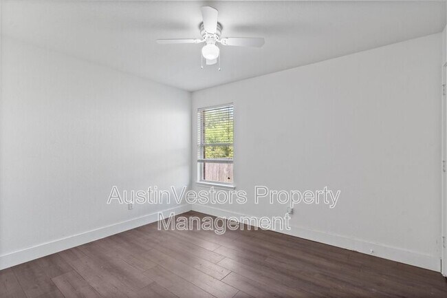 Building Photo - 1015 Glen Meadow Cove