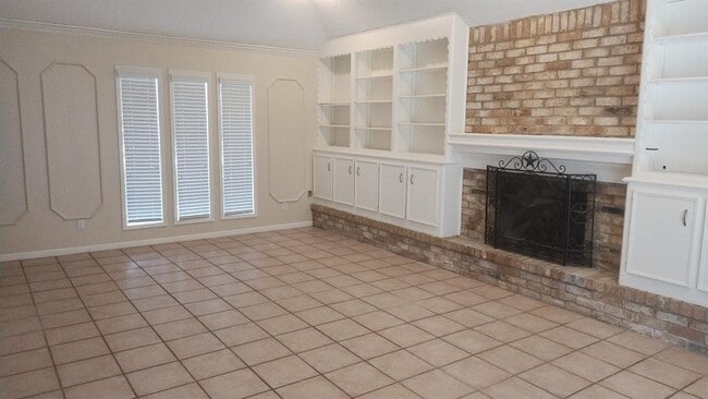 Building Photo - 1107 Manatee Ln