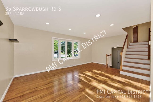Building Photo - 35 Sparrowbush Rd S
