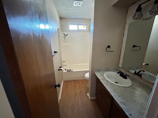 Building Photo - 116 Kimberly St