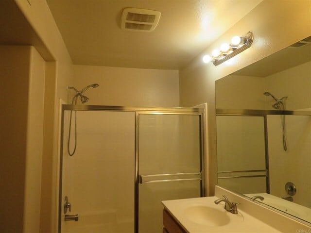 Building Photo - 4469 Avenida Aquila