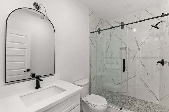 Building Photo - 2316 McKee St