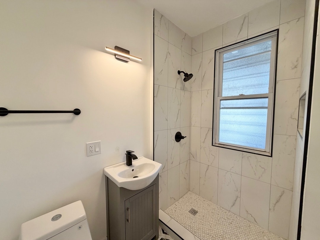 Building Photo - 1522 W Ardmore Ave