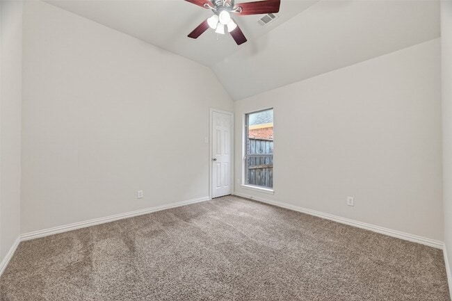 Building Photo - 6726 Hathaway Ln