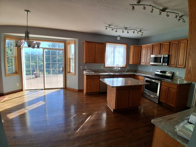 Building Photo - 2972 Eagle Valley Dr