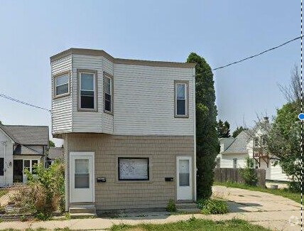 Building Photo - 6332 28th Ave