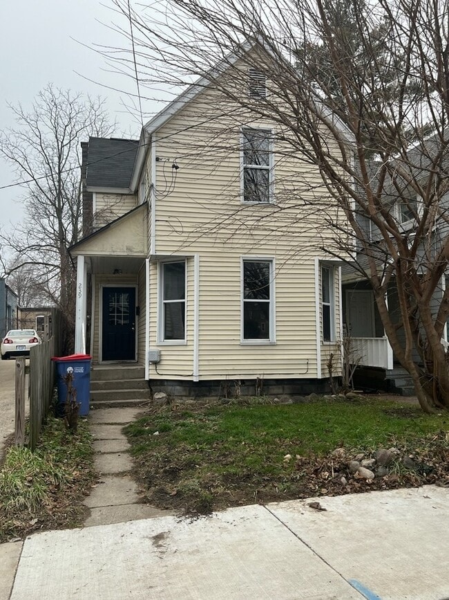 Building Photo - 239 Straight Ave SW