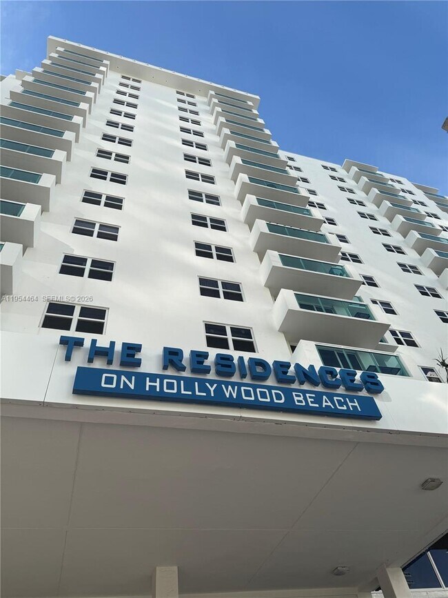 Building Photo - 3000 S Ocean Dr