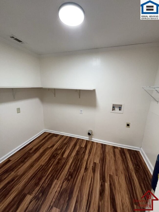 Building Photo - 312 Higginbotham Rd