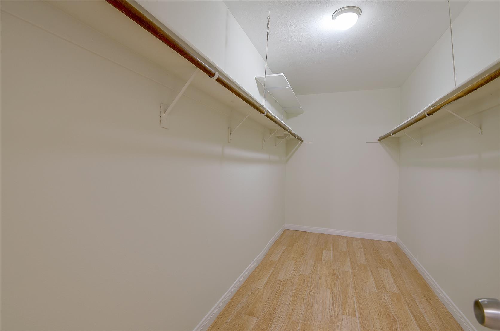 Building Photo - 1940 N Highland Ave